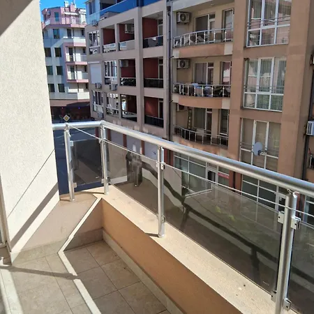Dobi Apartman Pomorie
