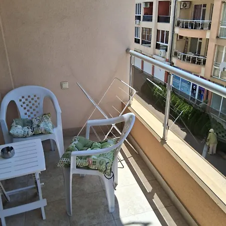 Dobi Apartment *
