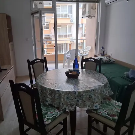 Dobi Apartment *